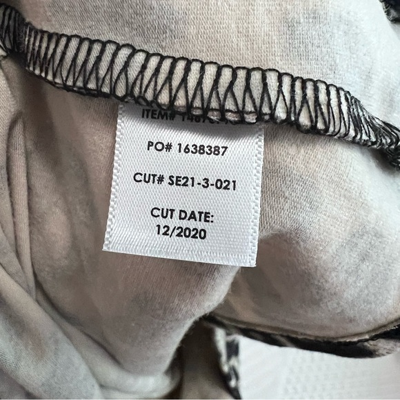 Torrid Leopard Print Strapless Top Size M/L (10) NWT! - Picture 4 of 6